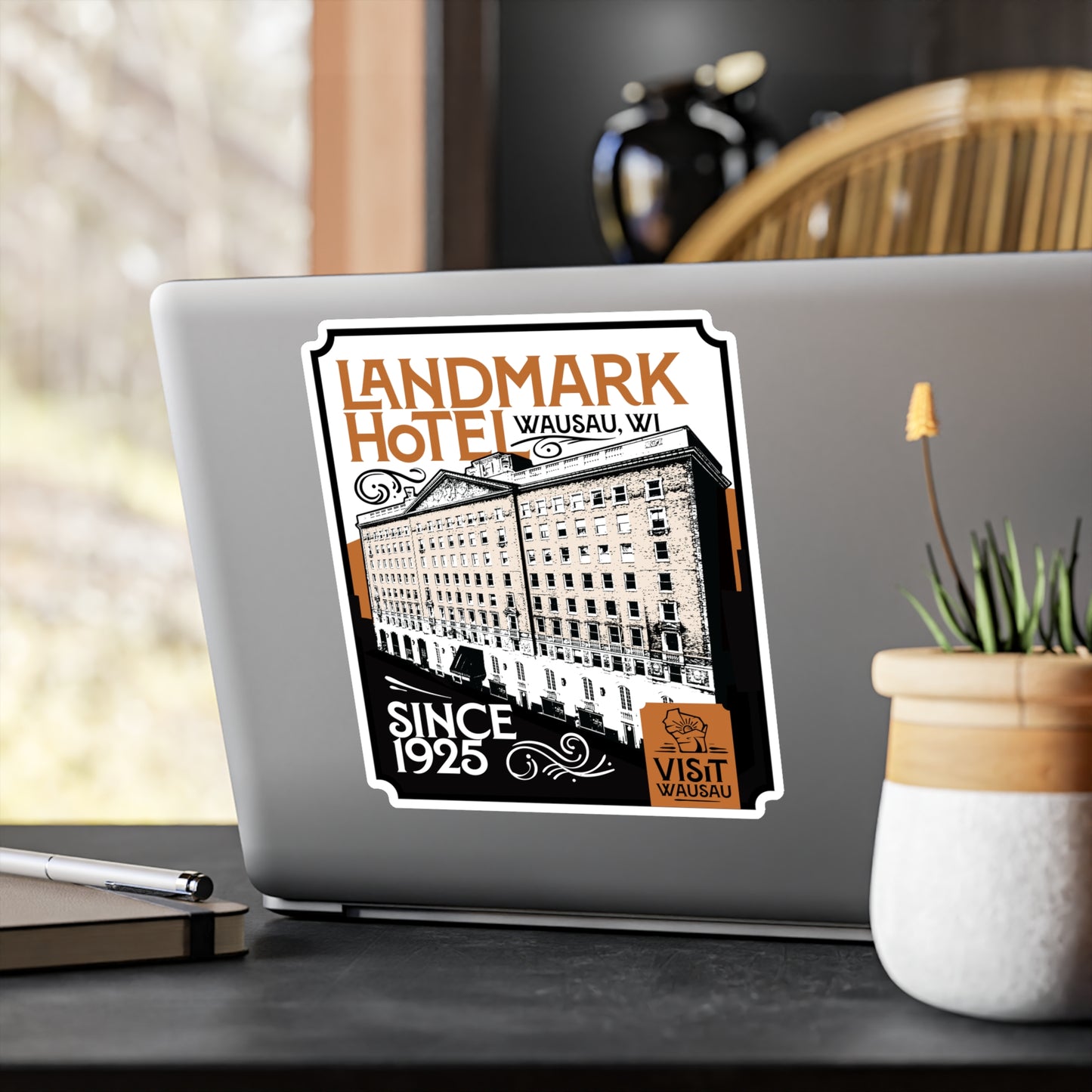 Vinyl Decal - Classic Wausau Landmark Icon